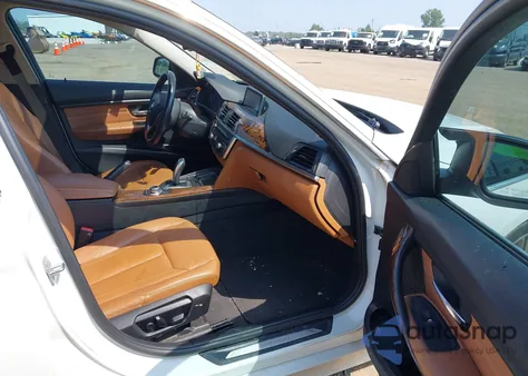 2013 BMW 328I xDrive z USA, uszkodzony, nr VIN WBA3B5C54DJ598988